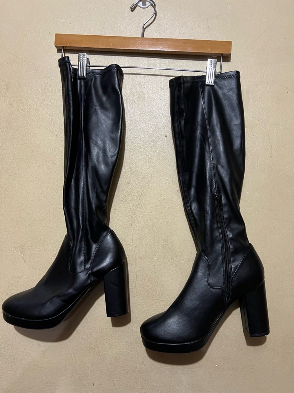 Stunning Sugar Black Tall Platform Heeled Boots size 9